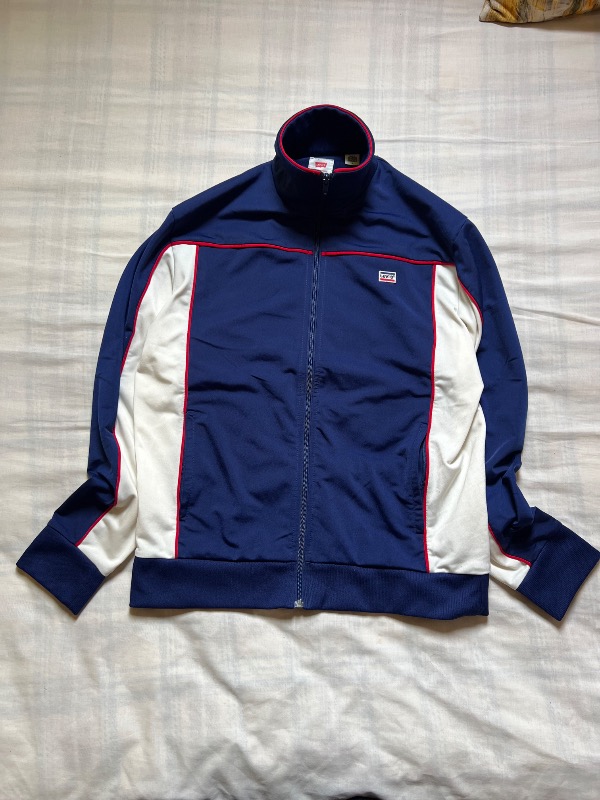 Levi’s tracksuit M_1
